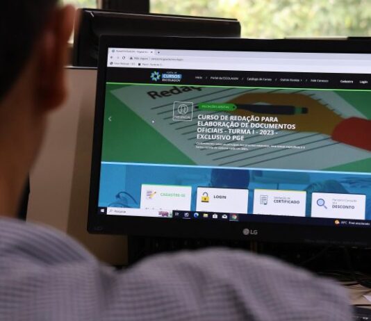 Servidores de MS podem se graduar em Gestão Pública gratuitamente em parceria entre Escolagov e UEMS