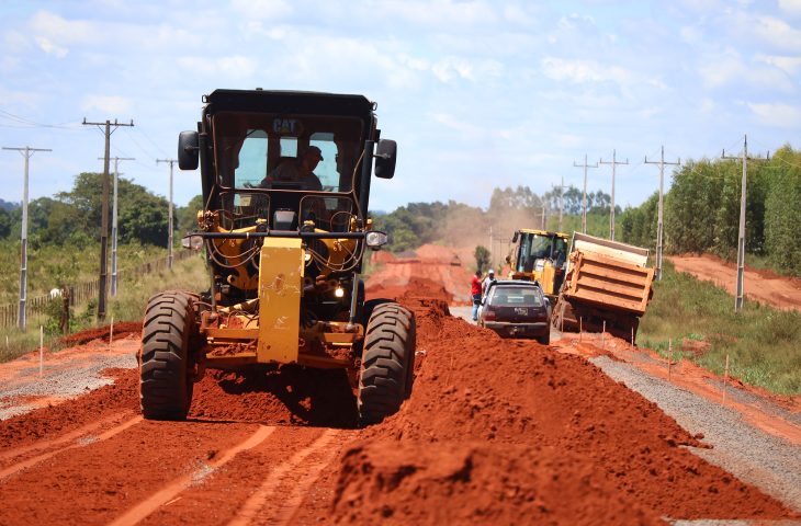 Obras-na-rodovia-MS-357-que-liga-Ribas-do-Rio-Pardo-a-Camapua-Foto-Alvaro-Rezende-5-730x480