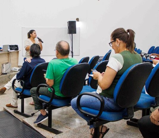 NAVIRAÍ: Calendário Cultural para 2024 pautou reunião com representantes da classe artística e economia criativa local
