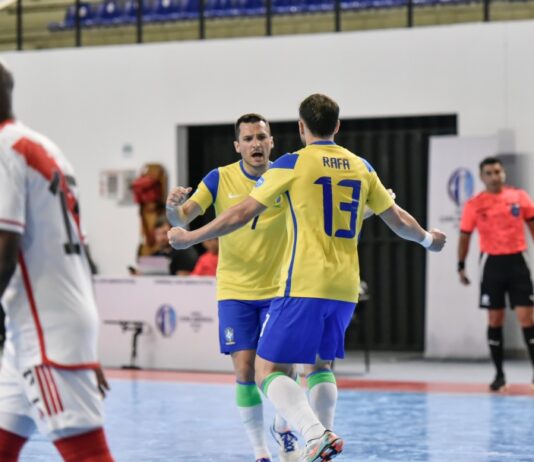Seleção Brasileira goleia Peru e está classifcada para a Copa do Mundo de Futsal