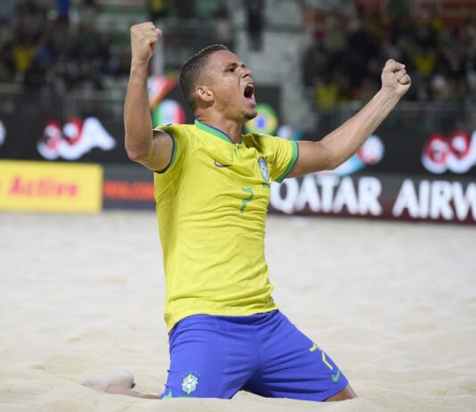BEACH SOCCER: Brasil vence México e fica em 1º no Grupo D da Copa do Mundo