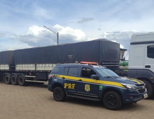 Em Bataguassu (MS) PRF flagra caminhoneiro dirigindo por 16h sem descanso
