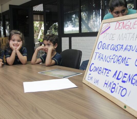 COMBATE AO MOSQUITO DA DENGUE: Crianças e servidores do Detran-MS intensificam ações
