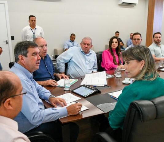 Água Clara garante recursos para pavimentação asfáltica em bairros, aeródromo e hospital municipal