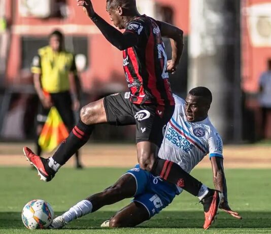 BAHIA: Vitória faz 3 a 2 de virada sobre Bahia em 1º jogo da final do Baianão