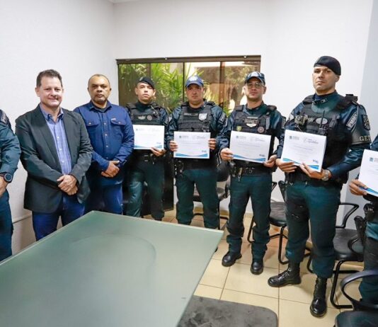 Deputado Renato Câmara homenageia servidores em comemoração à Semana Estadual da Segurança Pública