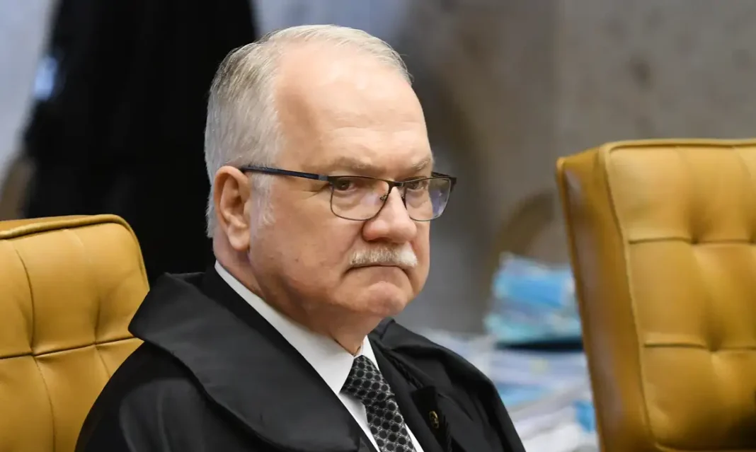 Carlos Alves Moura