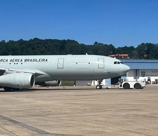 FAB leva 34 toneladas de doações às vítimas de enchentes no RS