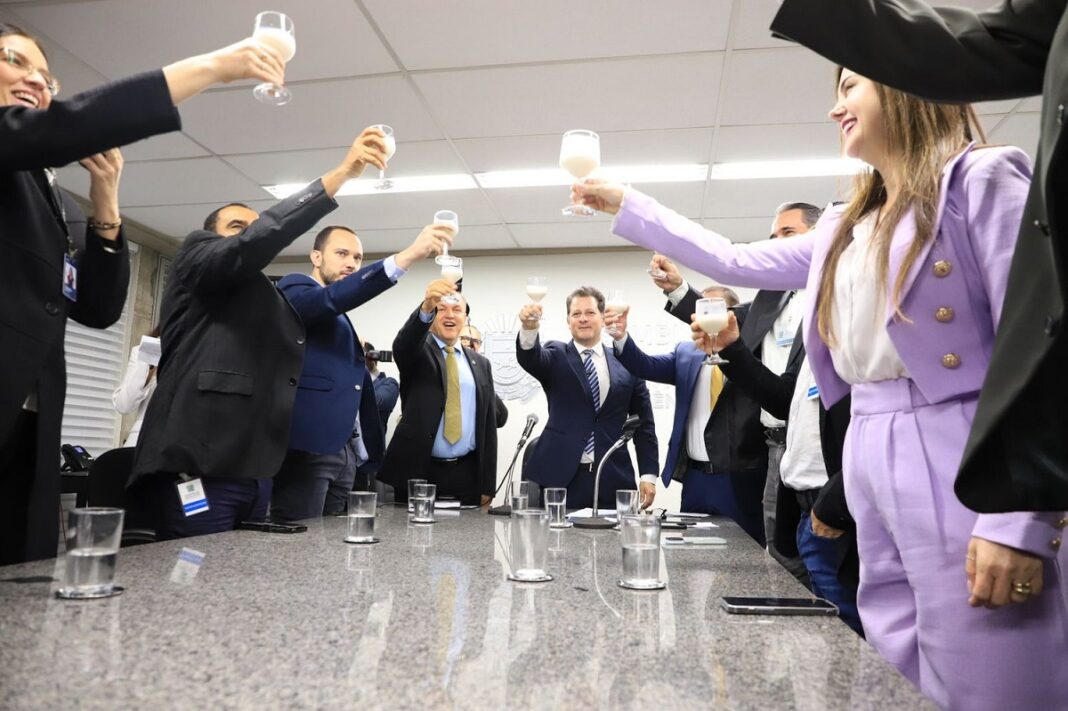 LEITE DA MANHÃ