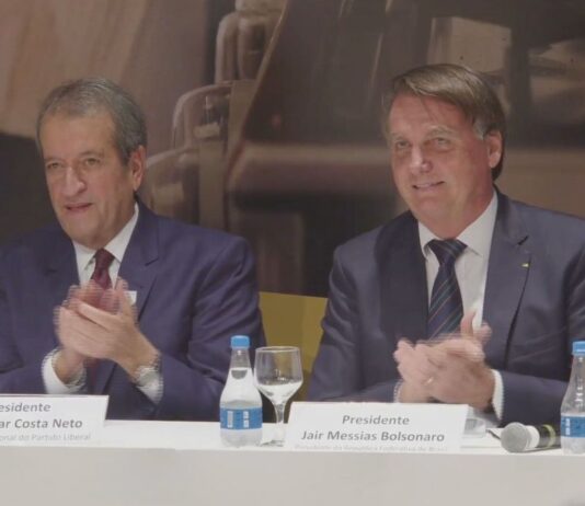 Bolsonaro decidirá candidatos a presidente e vice em 2026, diz Valdemar em propaganda do PL