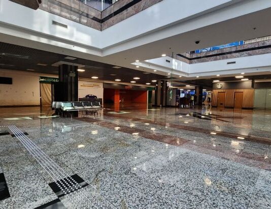 Veja como ficou o aeroporto de Porto Alegre após limpeza