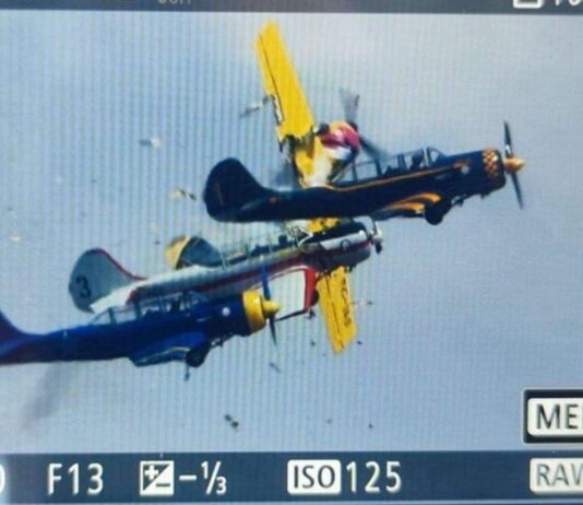 Vídeo: Piloto morre em colisão de aeronaves durante show aéreo em Portugal