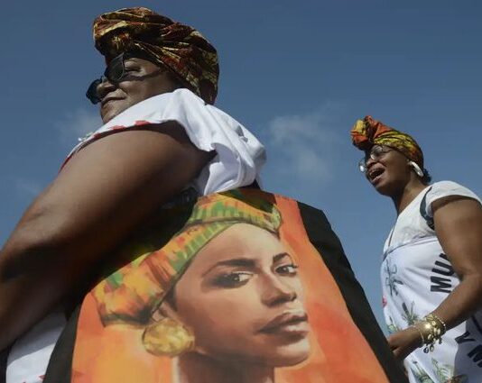 Julho das Pretas: palestra aborda enfrentamento ao racismo nas relações de consumo