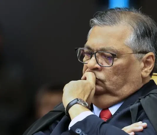 STF paralisa julgamento sobre tese que responsabiliza imprensa por fala de entrevistado