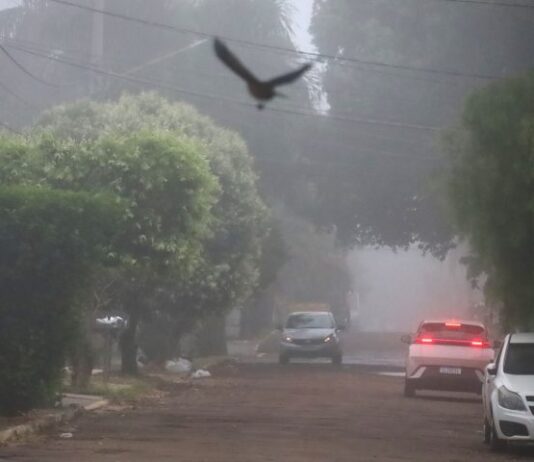 PREVISÃO DO TEMPO: intensa frente fria avança e provoca chuva e frio em Mato Grosso do Sul