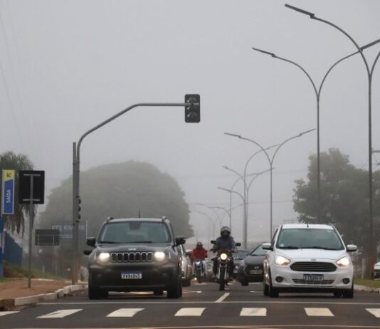 Tempo estável encerra a semana e baixas temperaturas permanecem destaque neste domingo