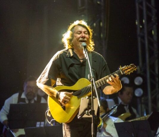 Lenine encanta público no MS ao Vivo com sucessos antigos e novos em Campo Grande
