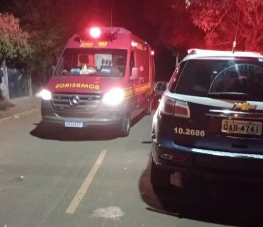 Dentro de casa, mulher é assassinada com um tiro na cabeça