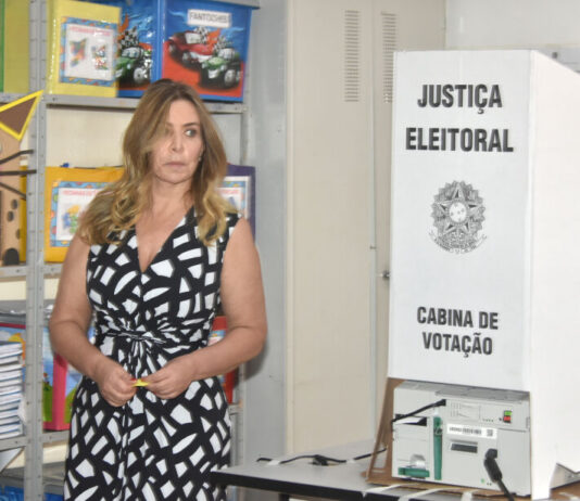 Número de eleitos da área de saúde aumenta e da educação cai