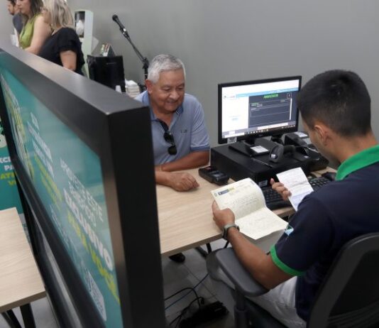 Primeiras horas do Guichê 60+ no Detran do Shopping Campo Grande registra 22 atendimentos