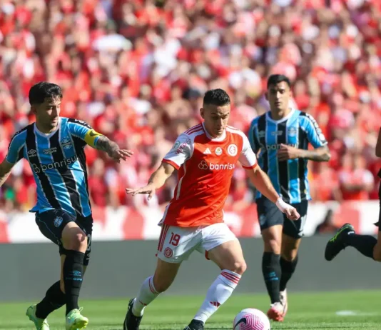 Colombiano Borré garante vitória de 1 a 0 do Inter sobre Grêmio