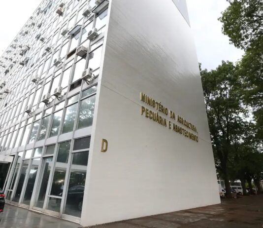 Mapa rebate empresas europeias e diz que país tem legislação rigorosa