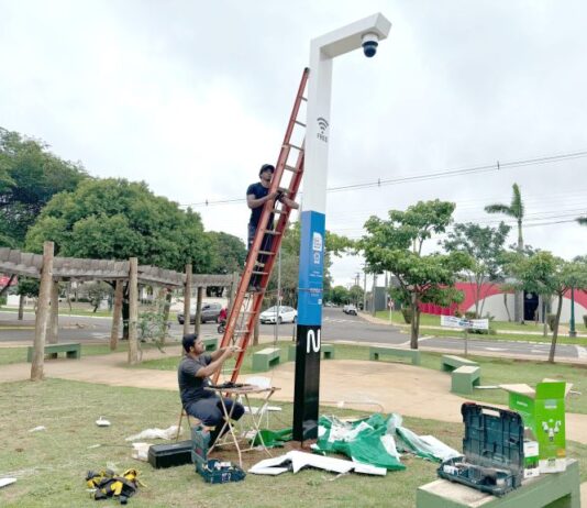 INFOVIA DIGITAL traz internet gratuita e garante vídeo monitoramento em três praças de Naviraí