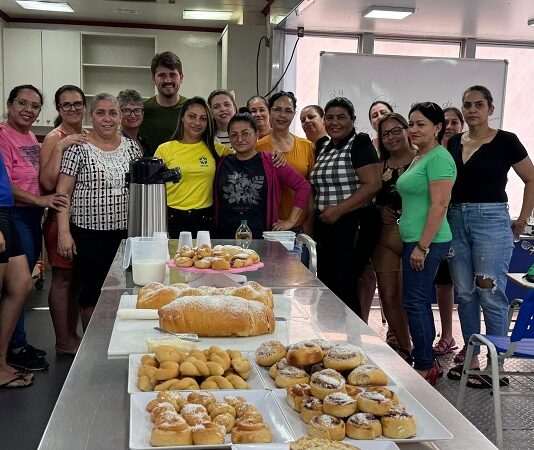 ITAQUIRAÍ: Prefeitura conclui Curso de Panificação com sucesso total