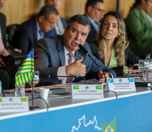 FÓRUM DOS GOVERNADORES: Riedel discute reforma tributária, marco temporal e segurança pública