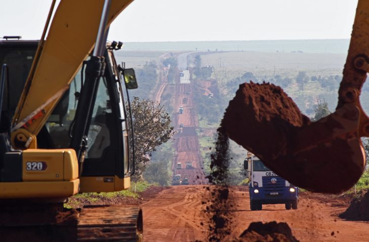 Obras-na-MS-338-em-Camapua lider