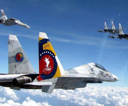 Rumores: Caças venezuelanos SU-30 podem ter ultrapassado a fronteira em Roraima