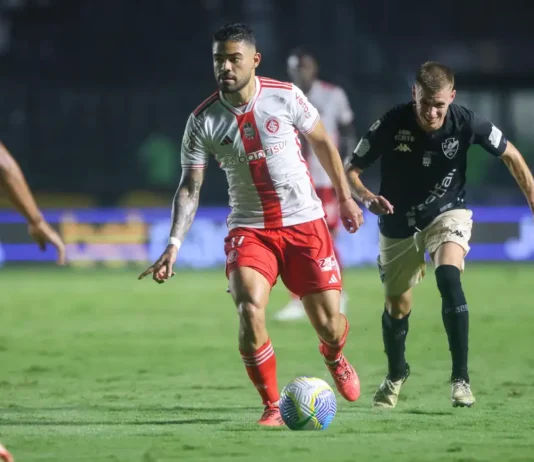 Inter supera Vasco em luta por vaga direta para a Libertadores