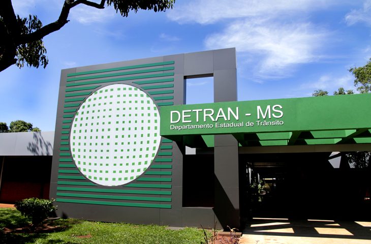 fachada-interna-detran-5-foto-rachid-waqued-730x480