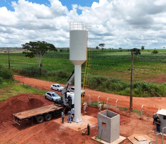 Prefeitura de Itaquiraí inicia instalação das caixas d’água no P.A. Santa Rosa, beneficiando 200 famílias