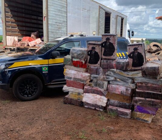 PRF apreende 5,9 toneladas de maconha em Ponta Porã (MS)