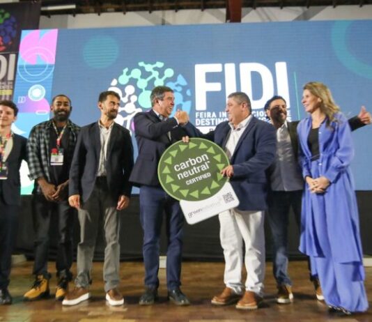 Com foco no turismo inteligente, Governo de Mato Grosso do Sul apoia feira internacional em Bonito