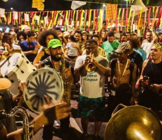 AGENDÃO: folia se despede com Enterro dos Ossos, Noite das Campeãs e Carnaval Cultural em Corumbá