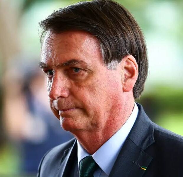 bolsonaro_defesa_-620x598