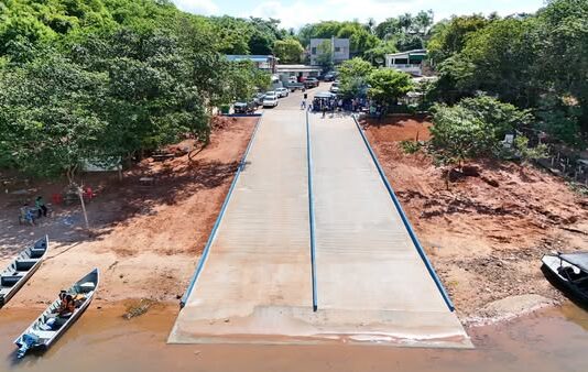 ITAQUIRAÍ: Porto Santo Antônio recebe nova rampa de acesso após vários anos de espera