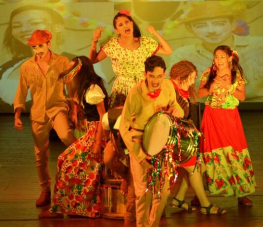 Curso Teatro em Cena promove formação artística e humana com foco na criatividade, expressão e inclusão