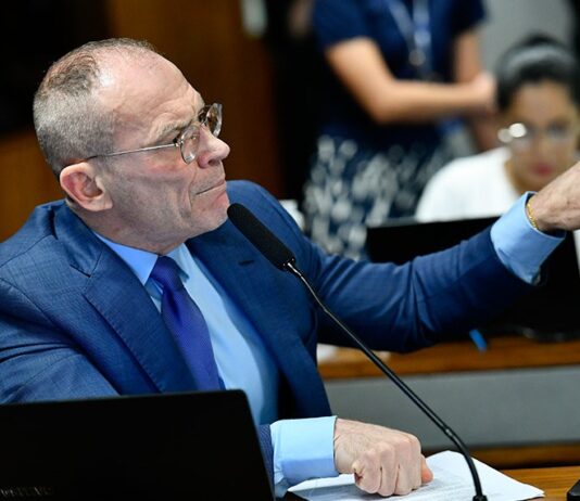 Comissão do Senado aprova endurecimento de penas para crimes cometidos em escolas