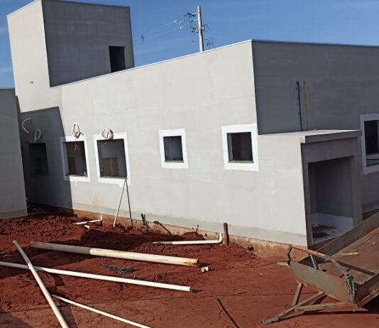 NAVIRAÍ: ESF do Grande Paraíso será concluído nos próximos 60 dias, informa mestre de obras