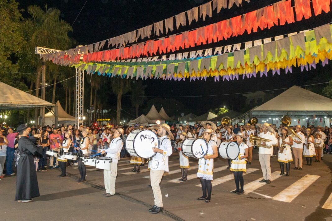 dd627161-e56a-46e8-98b0-2f0cc309c829