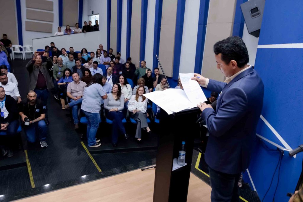 18-07-2025-lancamento-oficial-desenvolve-navirai-9506-1024x683