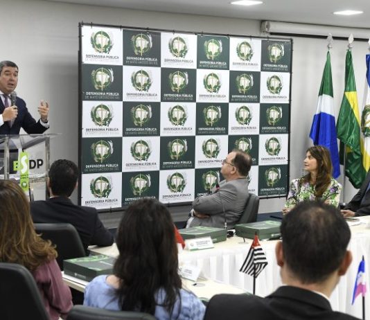 Em encontro com defensores públicos, Governo de MS defende inclusão e combate a extrema pobreza