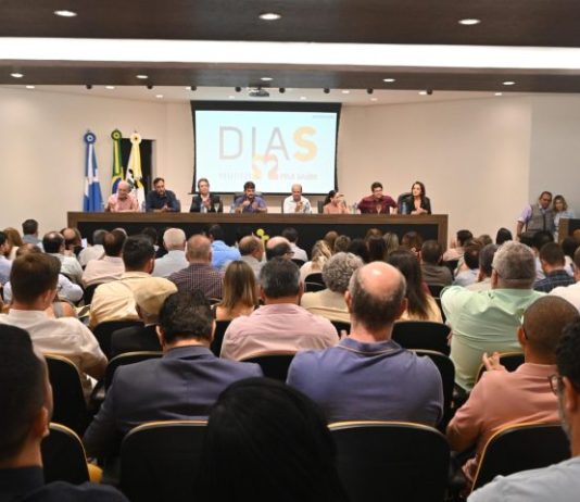 Governo de MS apresenta proposta de regionalização e financiamento da saúde às prefeituras do Estado