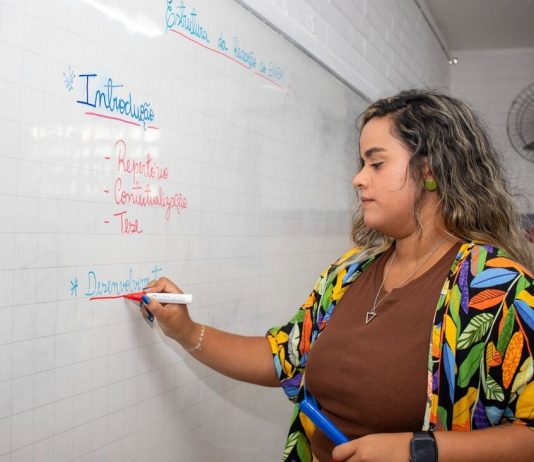 DOURADOS: Prefeitura abre processo seletivo para contratação de professores temporários