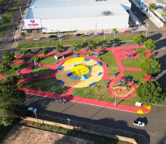 Pista de skate de Naviraí ganha nova vida com revitalização