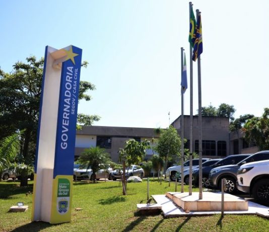Governo de MS divulga datas para pagamento das duas parcelas do 13° salário aos servidores