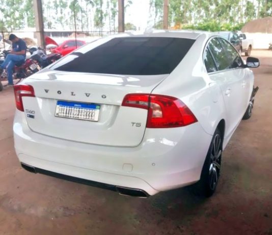 LEILÃO DO DETRAN MS: Volvo S60 e moto econômica estão entre os lotes de que recebe lances até dia 17